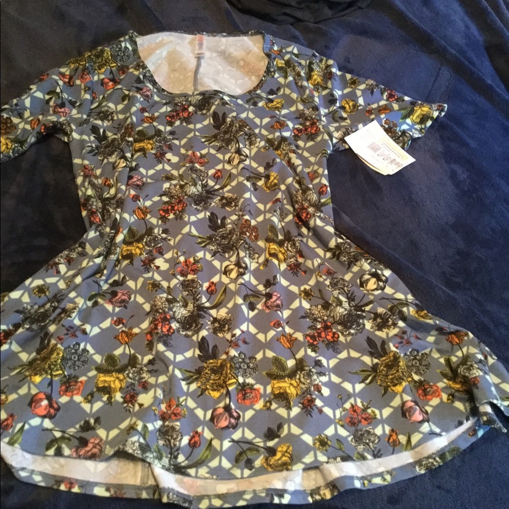 Lularoe perfect t